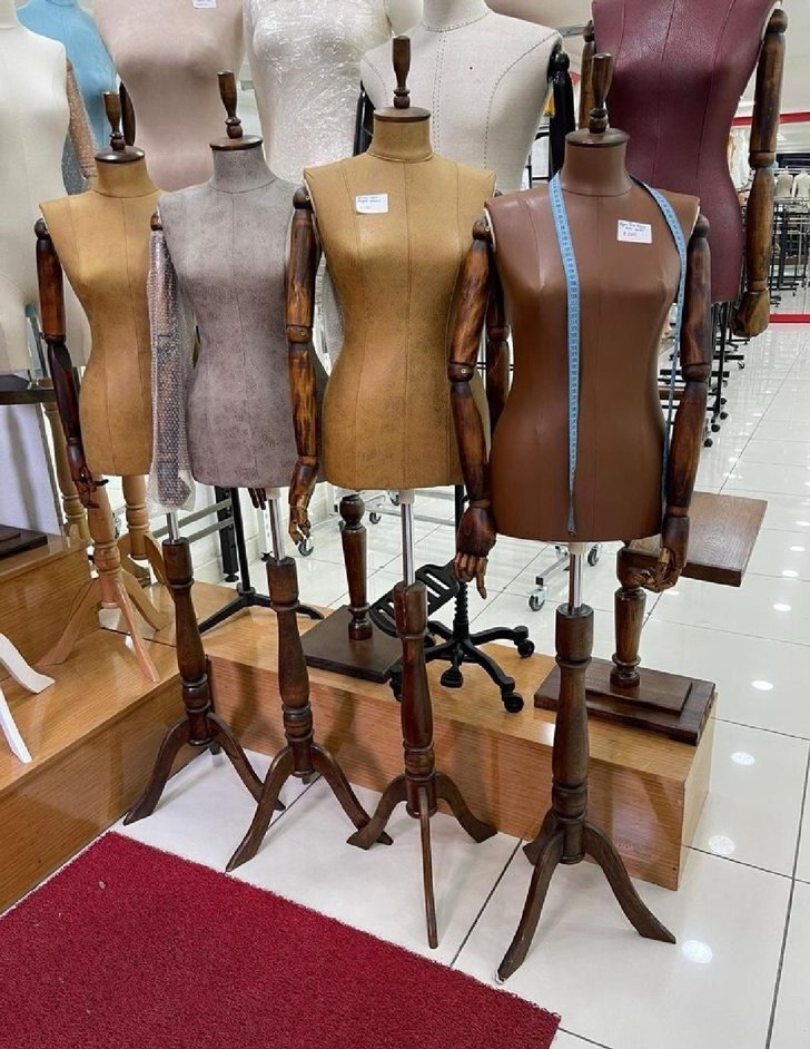 Bej Üstü Kumaşlı Ahşap Kollu Manken - Görsel 3