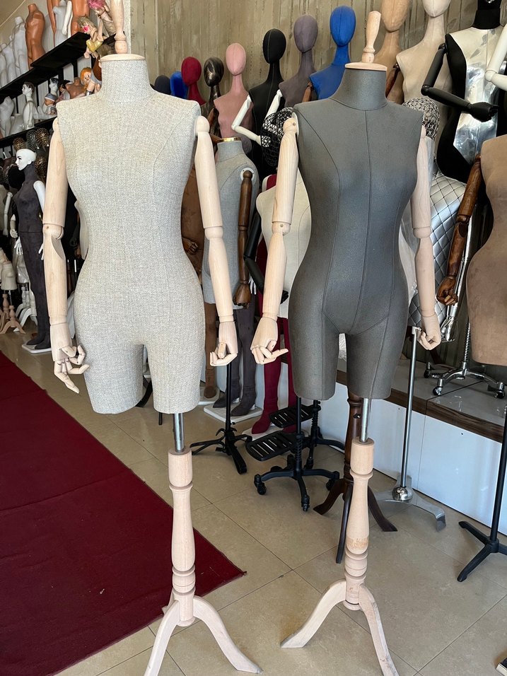 Kahverengi Midi Hemşire Korsesi manken paçalı manken - Görsel 3