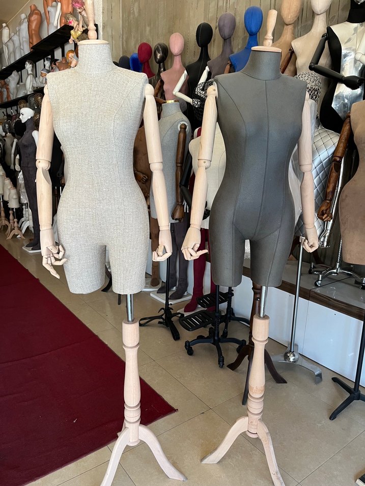 Kahverengi Midi Hemşire Korsesi manken paçalı manken - Görsel 4