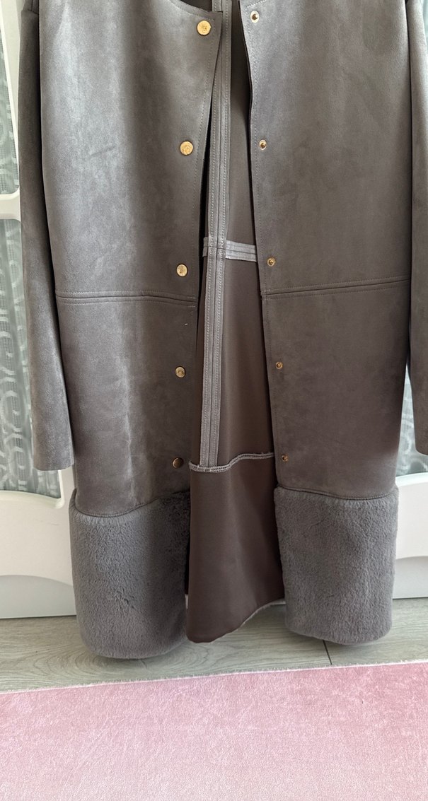 Gri Uzun Kadın Süet Kaban - Görsel 3