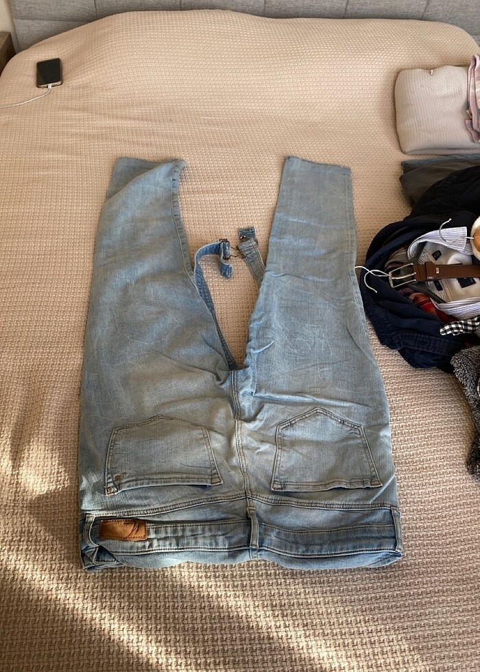 Mavi jeans bahçıvan - Görsel 2