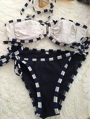 Laciver Çok Şık Alt Üst Bikini Takım