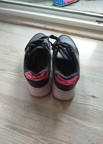 36 Beden Siyah Minimalist Kadın Spor Ayakkabı
