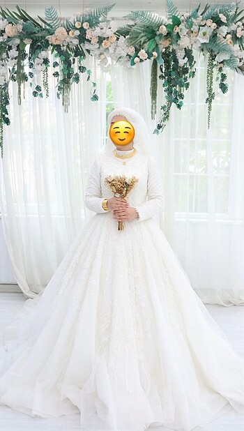 TESETTÜR GELİNLİK