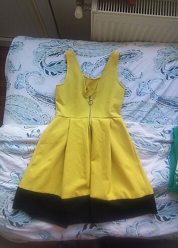 s Beden sarı Renk Kısa elbise 