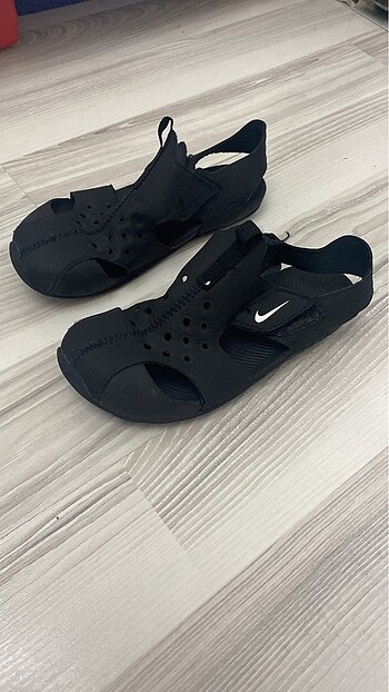 Nike sandalet
