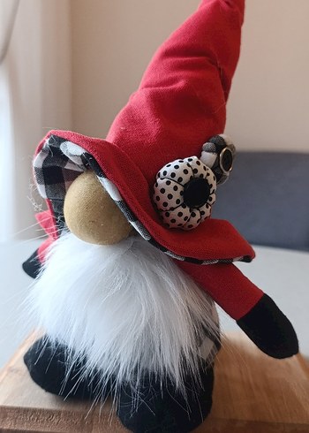 Kırmızı Şapkalı Gnom Figür - Görsel 5