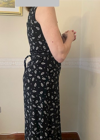 Siyah Bağlama Desenli Uzun V Yaka Elbise - Görsel 8