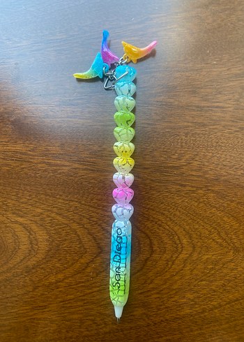 Renkli Tükenmez Kalem ve Figürlü Anahtarlık - Görsel 3