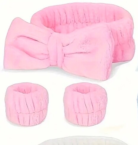 Pembe ve bej renk mevcut