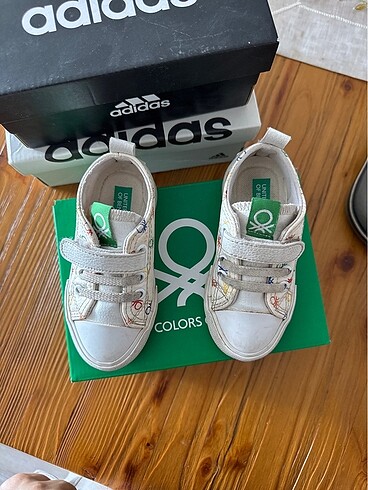 24 Beden Benetton çocuk ayakkabı