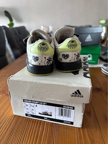 Adidas Adidas çocuk ayakkabı
