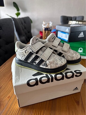 Adidas çocuk ayakkabı