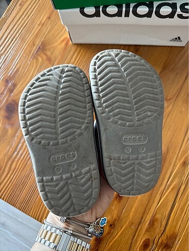 24 Beden Crocs çocuk terliği