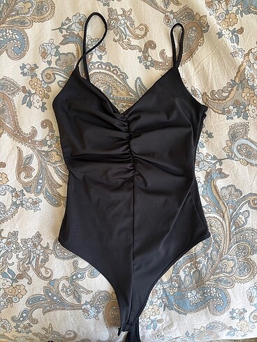 Drapeli body