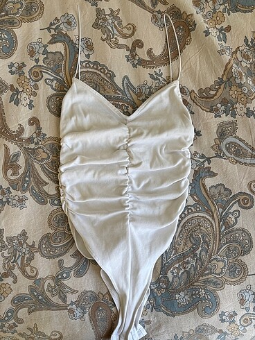 Drapeli body
