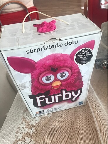 pembe furby