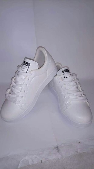 36 Numara Beyaz spor ayakkabi 
