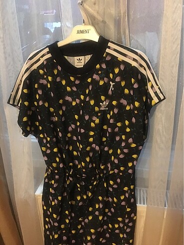 Adidas temsilen