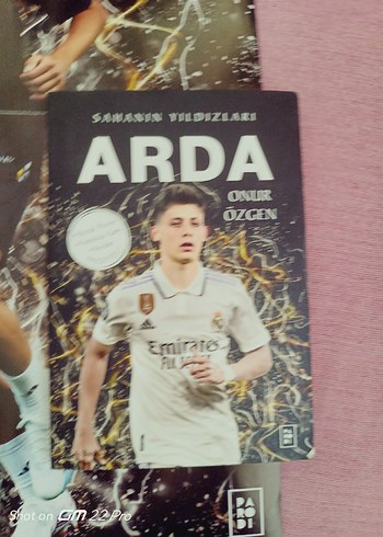 Arda - Onur Özgen Futbol Kitabı