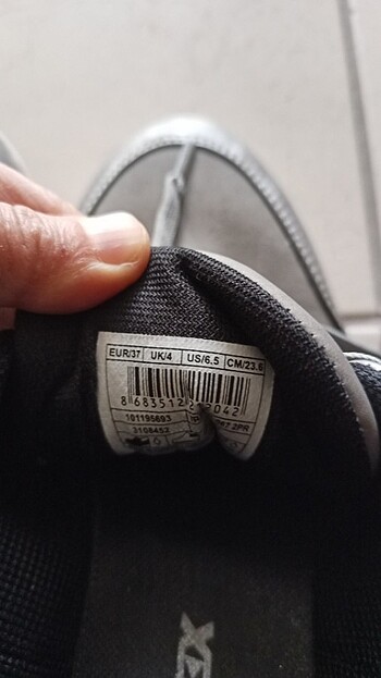 37 numara spor ayakkabı - Görsel 3