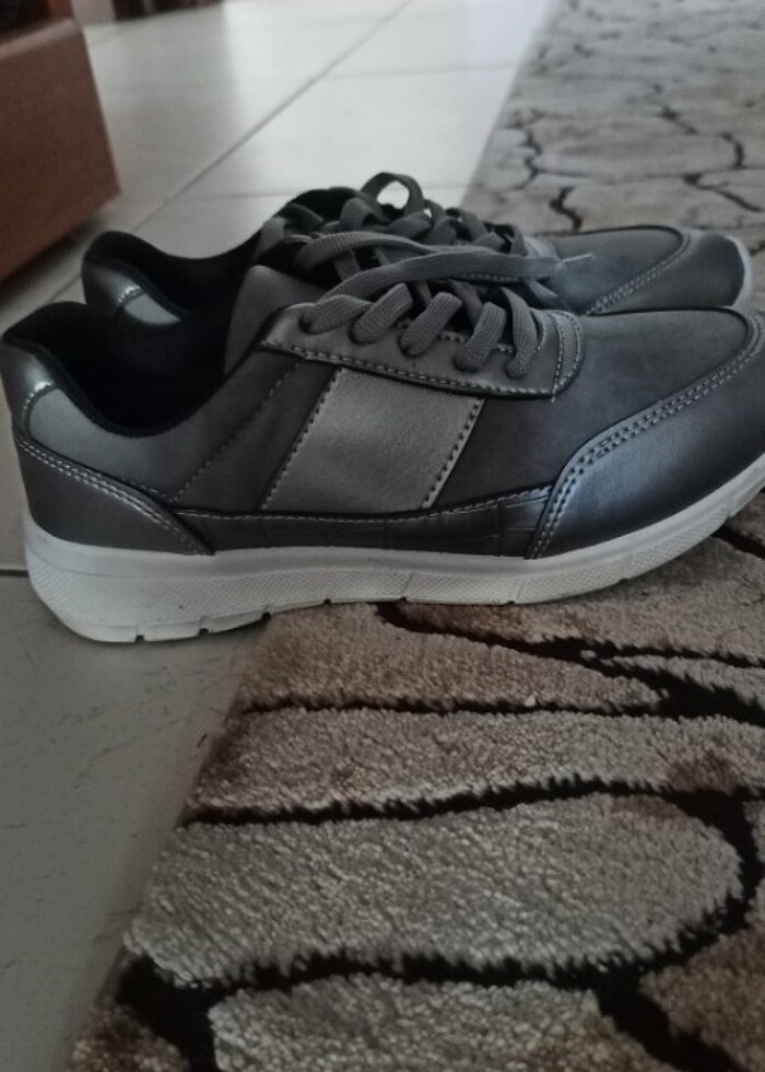 37 numara spor ayakkabı - Görsel 4