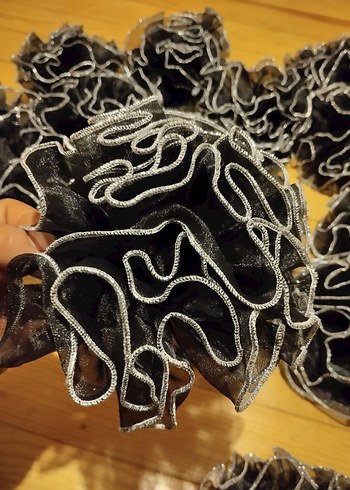 Gri Fırfırlı Avant-Garde Kadın Saç Aksesuarı - Görsel 16