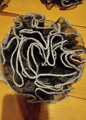 Gri Fırfırlı Avant-Garde Kadın Saç Aksesuarı - Görsel 7