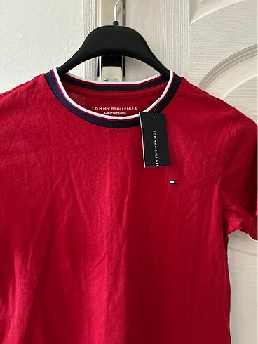 Tommy Hilfiger erkek çocuk tişört ABD yeni etiketli