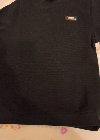 Siyah sweatshirt temiz ,erkek çocuk için