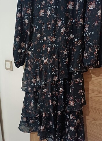 44 Beden çeşitli Renk Elbise 