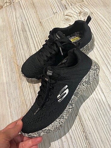 Skechers ayakkabı
