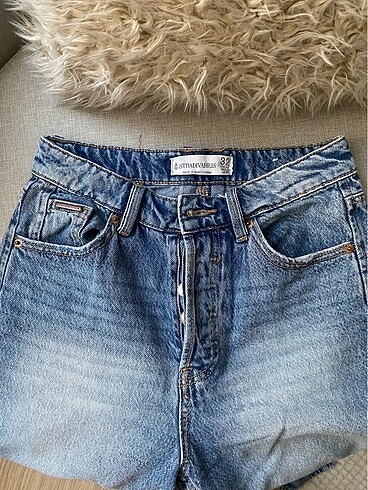 Stradivarius 1460 Mom Fit Jean