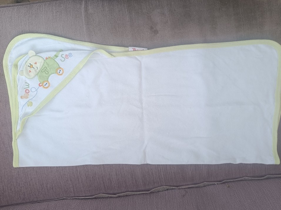 Çocuk Nakışlı Beyaz Battaniye - Görsel 4