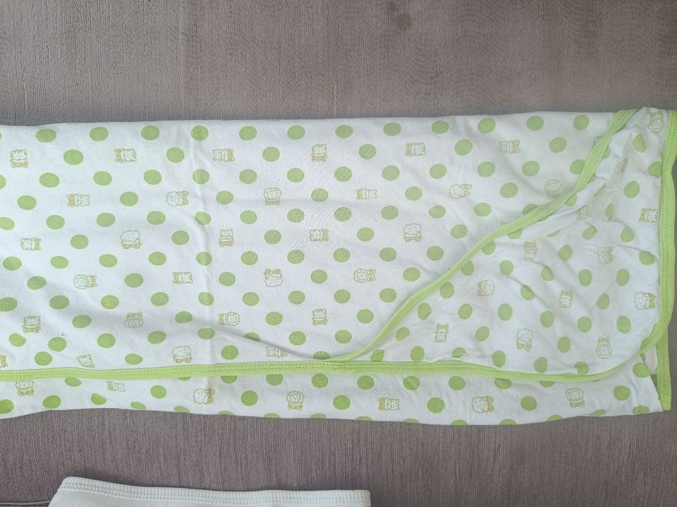 Çocuk Nakışlı Beyaz Battaniye - Görsel 2