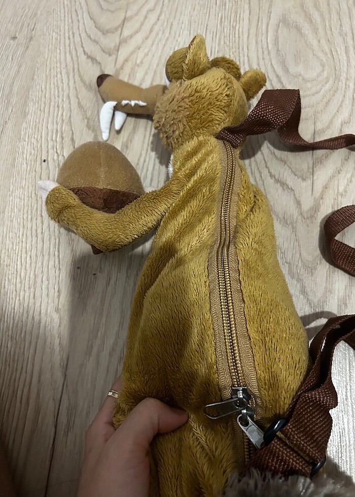 İce age scratt sırt çantası - Görsel 3