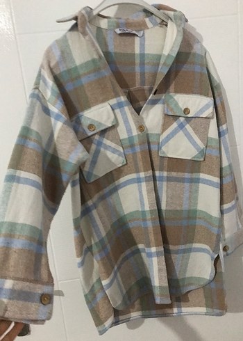 Bej Cep Detaylı Oversize Kadın Gömlek - Görsel 3