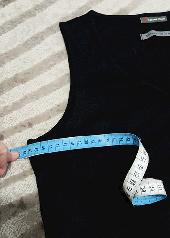 Siyah Kolsuz V Yaka Midi Elbise - Görsel 4