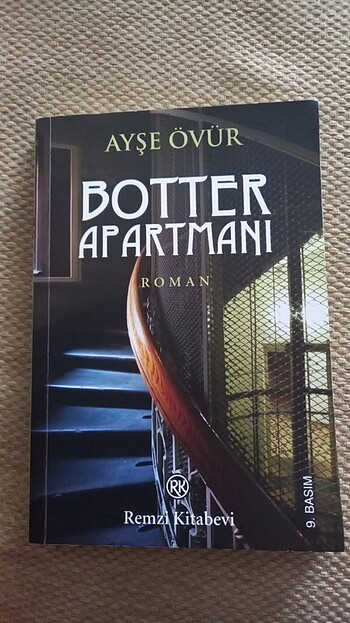 Botter Apartmanı - Ayşe Övür