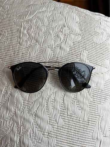 Beden Ray ban 2 kere kullanıldı.
