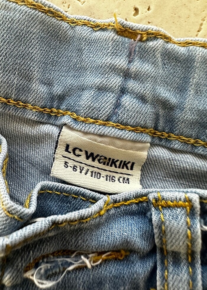 LC Waikiki Erkek Çocuk Bermuda Şort - Görsel 3