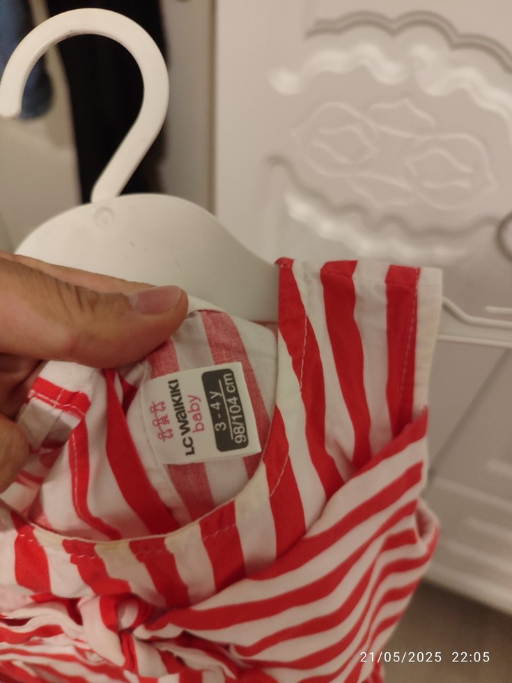 Kız Çocuk Kırmızı Çizgili Fiyonklu Elbise - Görsel 2