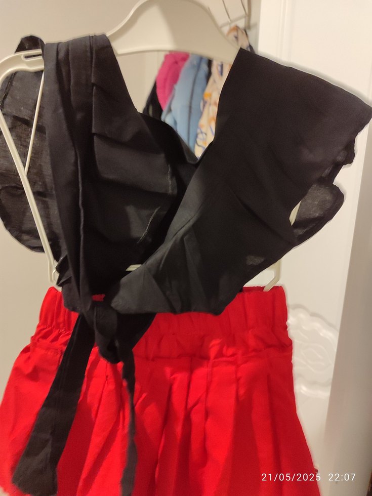 Kız Çocuk Kırmızı Fırfırlı Goth Elbise - Görsel 4