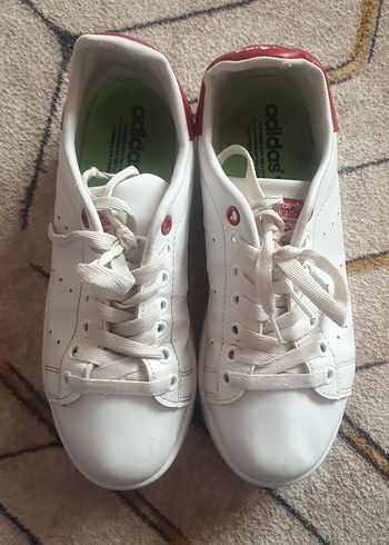 Beyaz Adidas Kadın Spor Ayakkabı