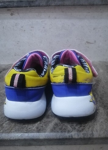 28 Beden pembe Renk Skechers çocuk spor ayakkabı