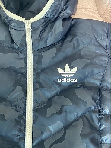 Adidas Orjinal. Kusuru yok. Tertemiz.