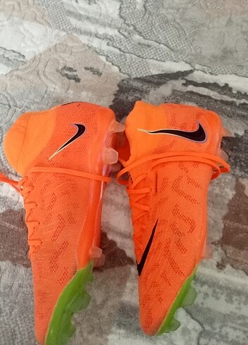 Nike phantom luna krampon 