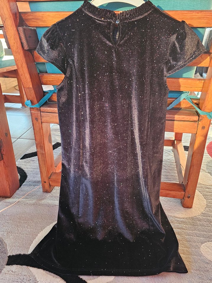 Siyah Parlak Kısa Kollu Elbise - Görsel 4