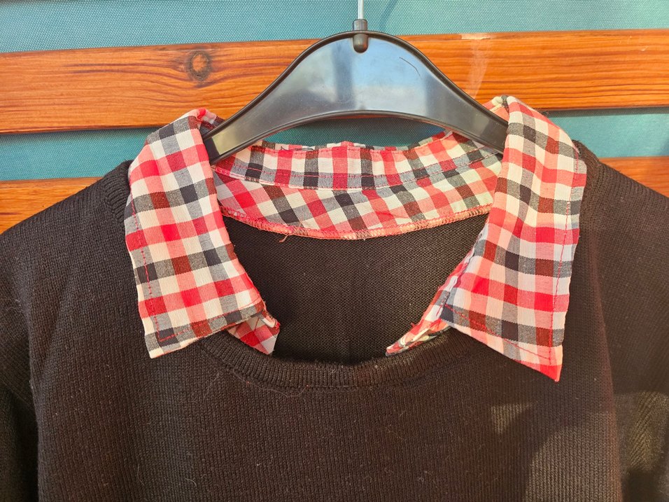 Siyah Uzun Kollu Gömlek Detaylı Triko - Görsel 2