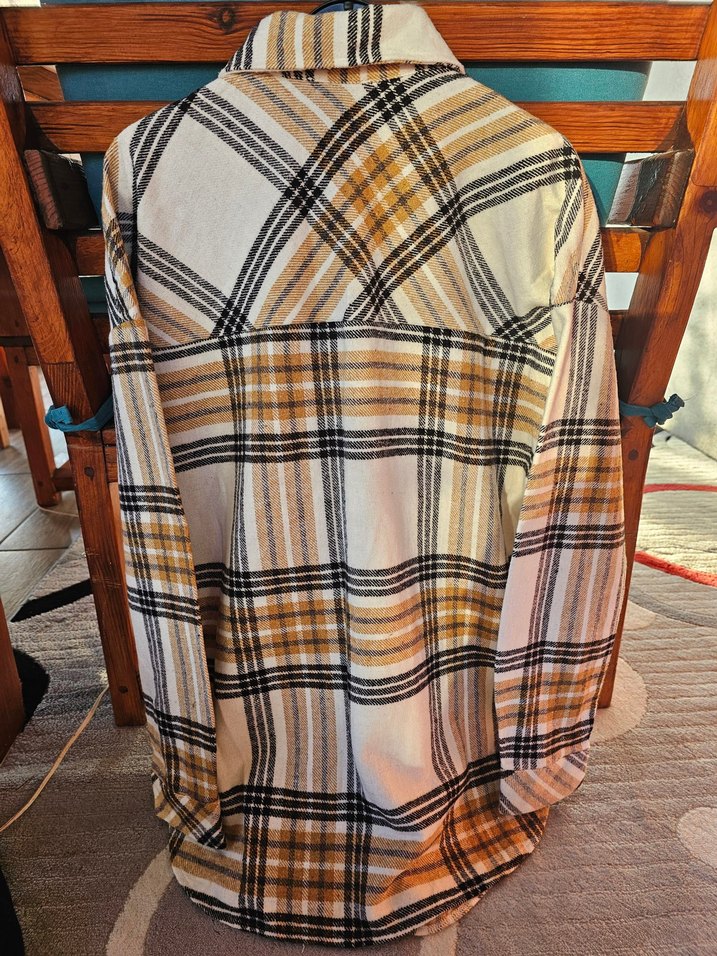 Düğmeli, Uzun Kollu, Rahat Kesim Kadın Gömlek - Görsel 4